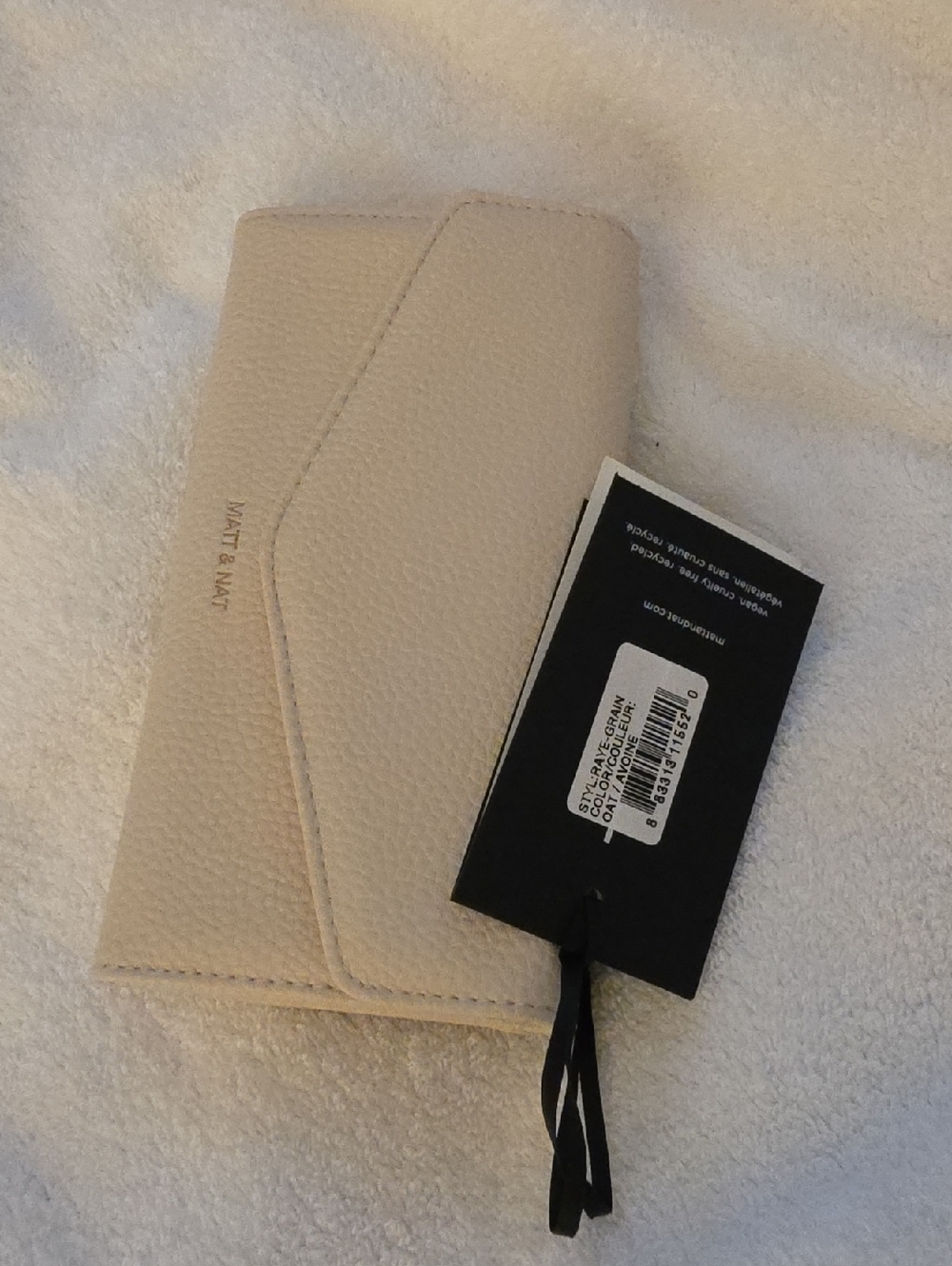 Matt & Nat Soft Cream Pebbled Envelope Wallet
